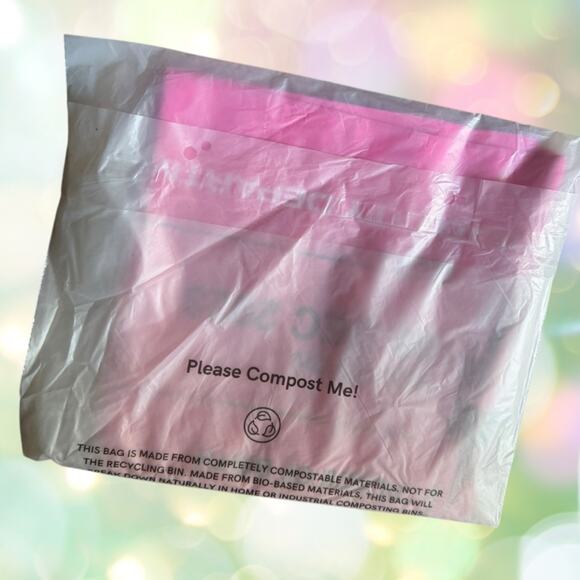 NEW Nicki Minaj Pink Friday Nails + VIP Gag City Pillowcase - Picture 6 of 7